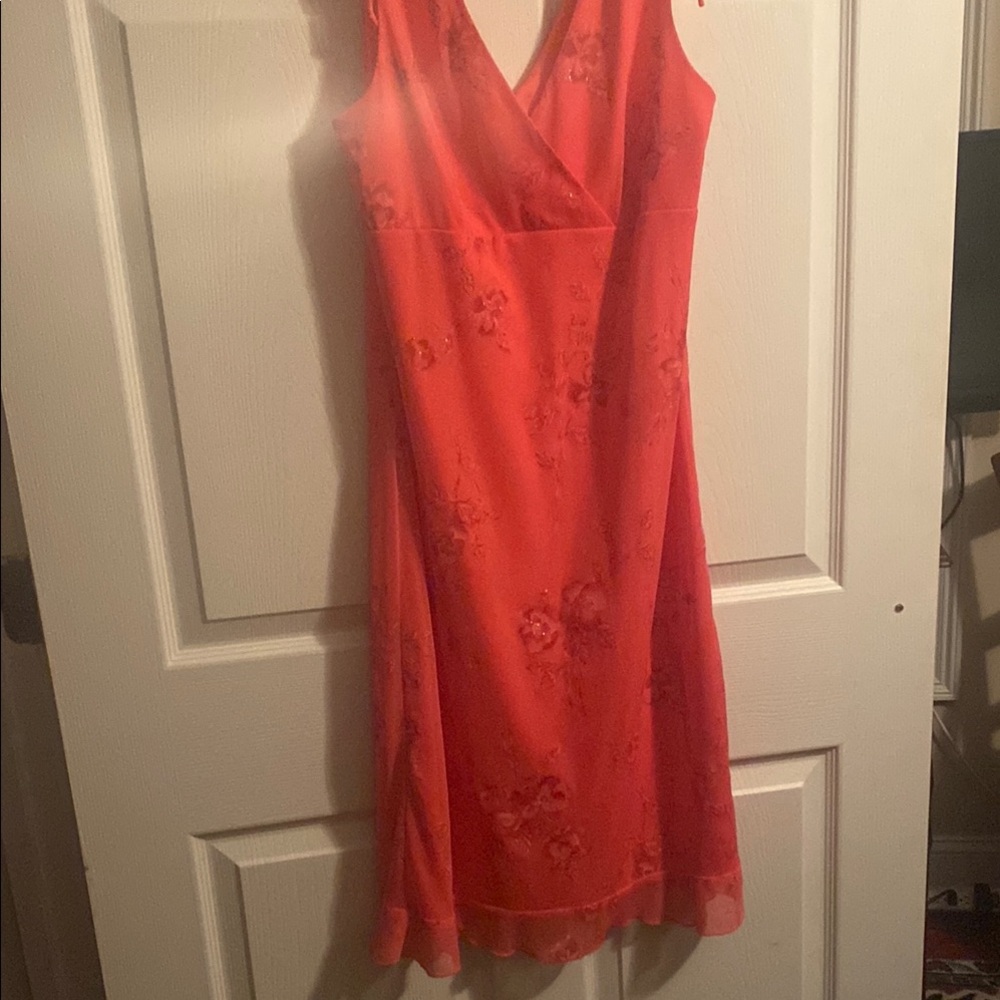 Chic Floral Coral Midi Dress